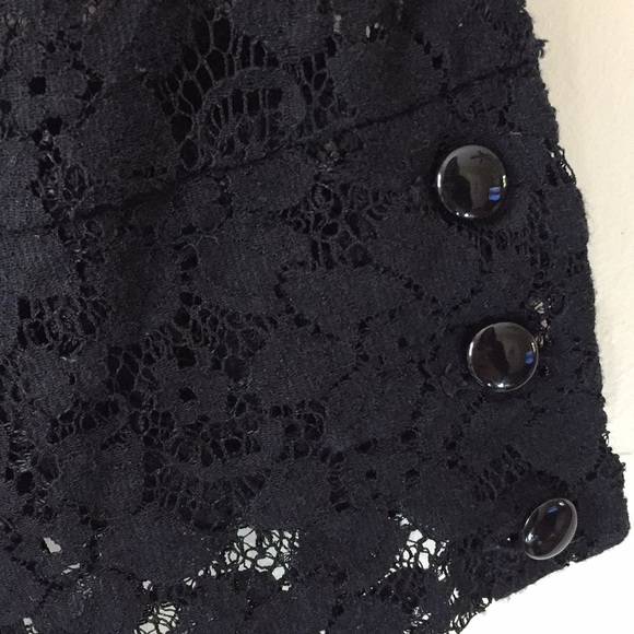 The Limited black lace top S - Picture 6 of 6